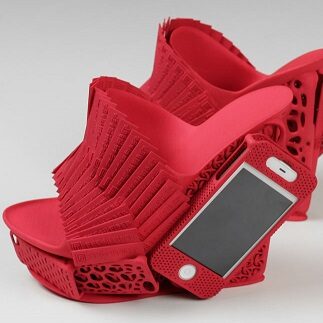 Mashup Shoe – buty z kieszonką na smartfona