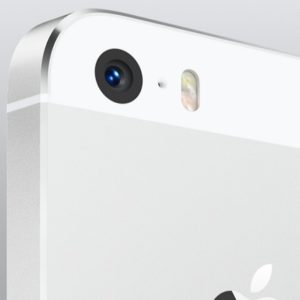 Aparat fotograficzny iSight w nowym smartfonie Apple iPhone 5S
