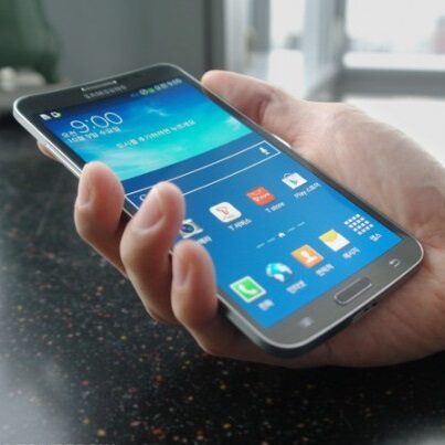 Samsung Galaxy Round – smartfon z zakrzywionym ekranem Super AMOLED
