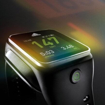 miCoach Smart Run – fitness smart watch od Adidasa