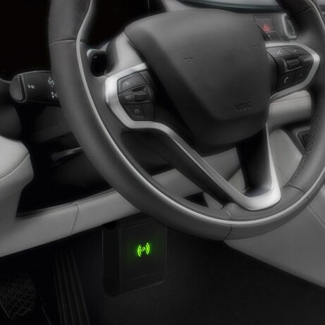 Clickdrive – uniwersalny adapter OBD do komputera pokładowego auta