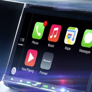 Apple CarPlay w systemach multimedialnych Pioneer