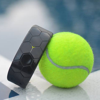 Smash – bransoletka poprawi twoją technikę gry w tenisa