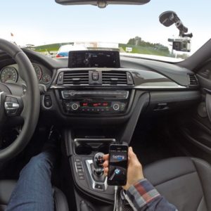 BMW i GoPro integrują apkę i deskę auta dla kamerek akcji