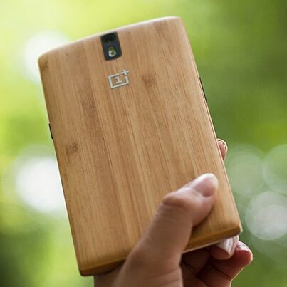 OnePlus One z drewnianym wariantem obudowy Bamboo