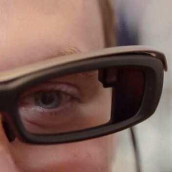 Sony SmartEyeglass – konkurent Google Glass?