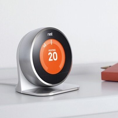 Sterowanie termostatem Nest głosowo – przez Google Now