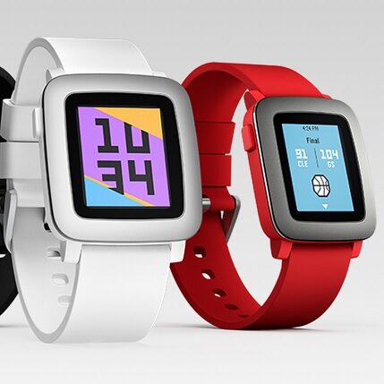 Zegarek Pebble Time – pierwszy kolorowy e-tusz na rękę