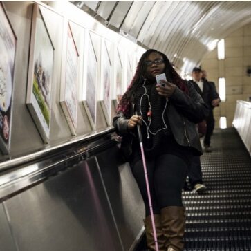 Blog: metro w Londynie testuje beacony dla niewidomych