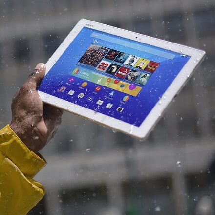 Sony Xperia Z4 Tablet powalczy z iPadem Air 2?