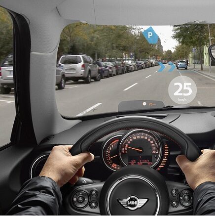 BMW Mini z goglami Augmented Reality