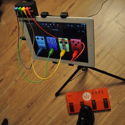 RemoFinger – kontroler nożny dla gitarzysty + tablet