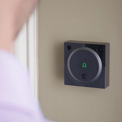 Zamek August ze Smart Keypad i Doorbell Camera (+ HomeKit)
