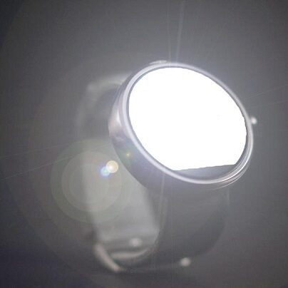 Flashlight na Android Wear, czyli latarka na nadgarstku