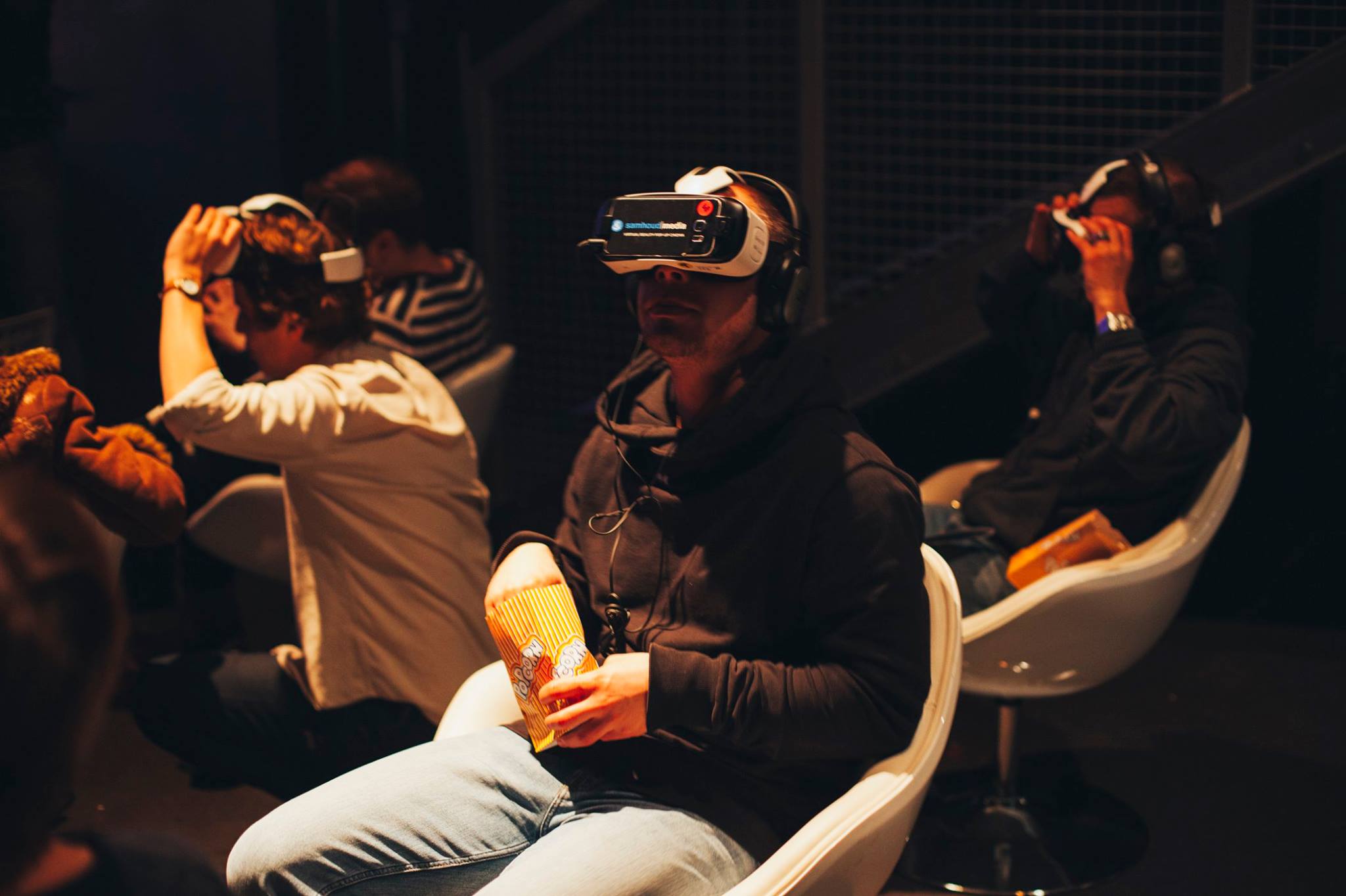 VR cinema (2)