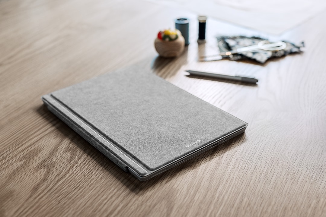 Surface Pro 4 Signature Type Cover
