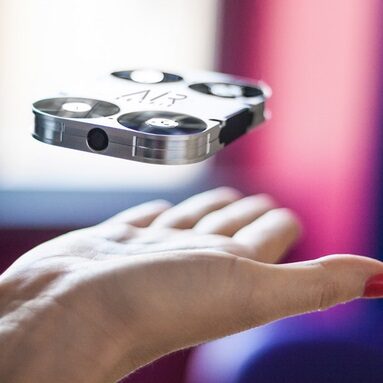 AirSelfie – kompaktowy dronik do selfiaków