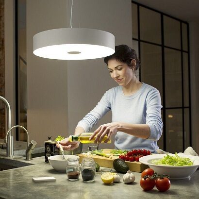 Philips Hue z kolekcją smart lamp White Ambience