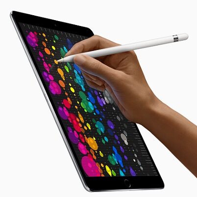 Rysik Apple Pencil szybszy od Surface Pen