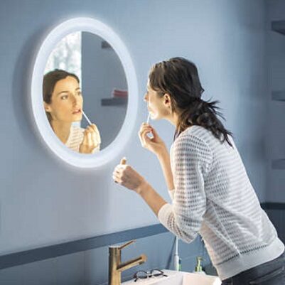 Philips Adore – smart światło w lustrze do łazienki