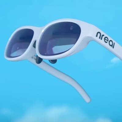 nReal Light- okulary Mixed Reality