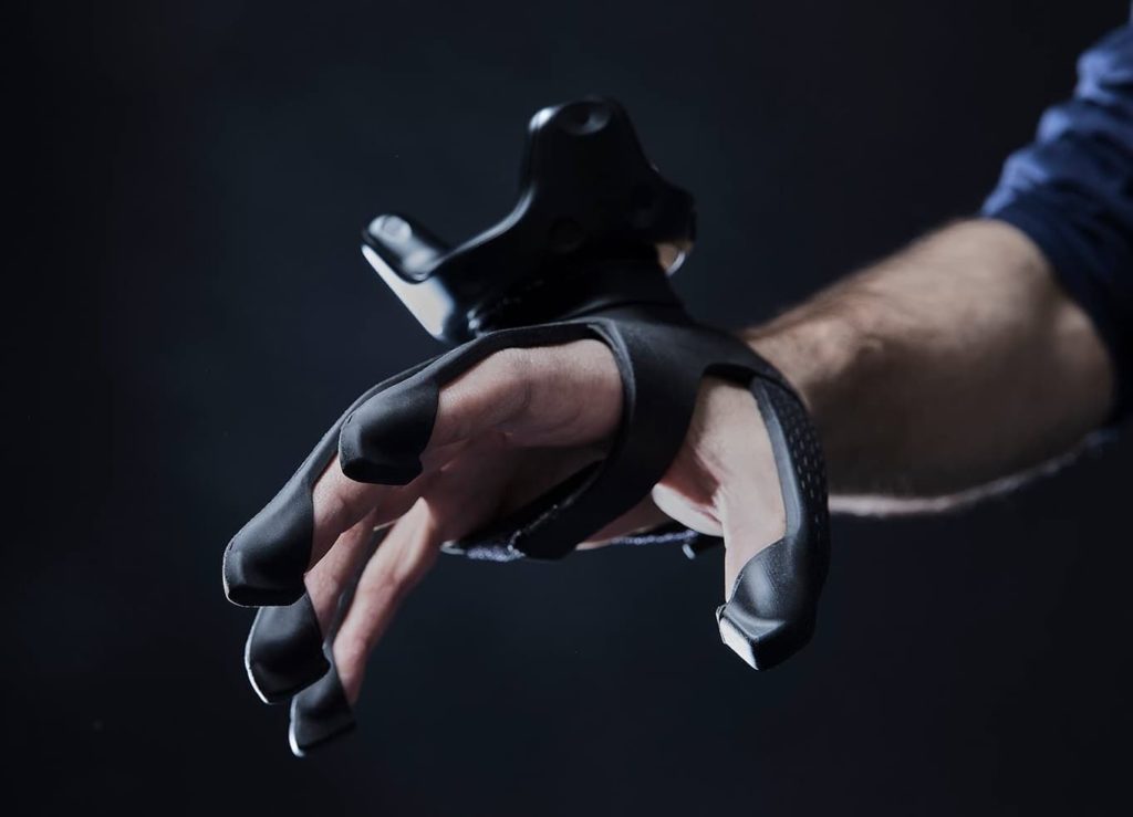Plexus - "rękawice" VR z odwzorowaniem ruchu palców i dotykiem