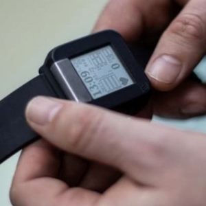 Zegarek z PPG i EKG do badania migotania przedsionków
