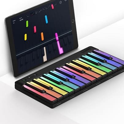 Lumi – smart keyboard do nauki gry przez zabawę