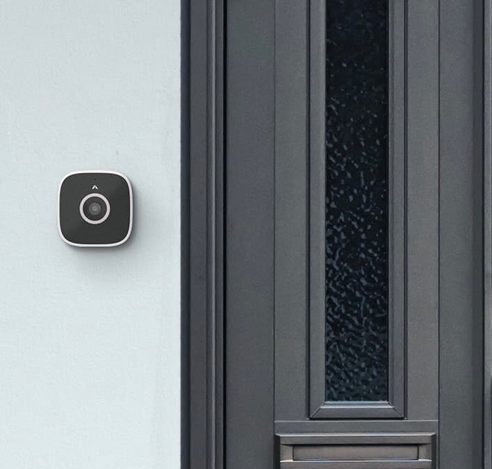 Abode Outdoor Smart Camera jak „dzwonek” do drzwi